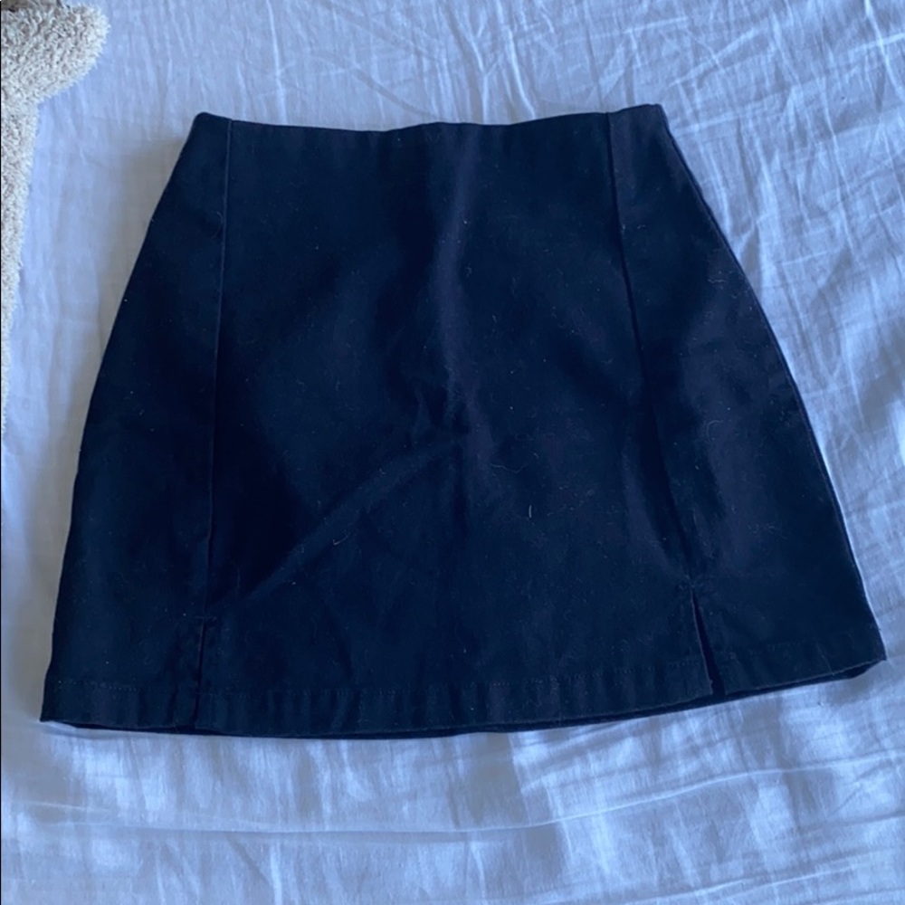 Brandy Melville navy skirt